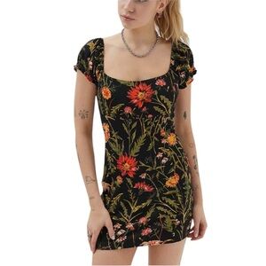 UO Urban Outfitters Ella Black Floral Ruffle Sleeve Bodycon Stretch Mini Dress S